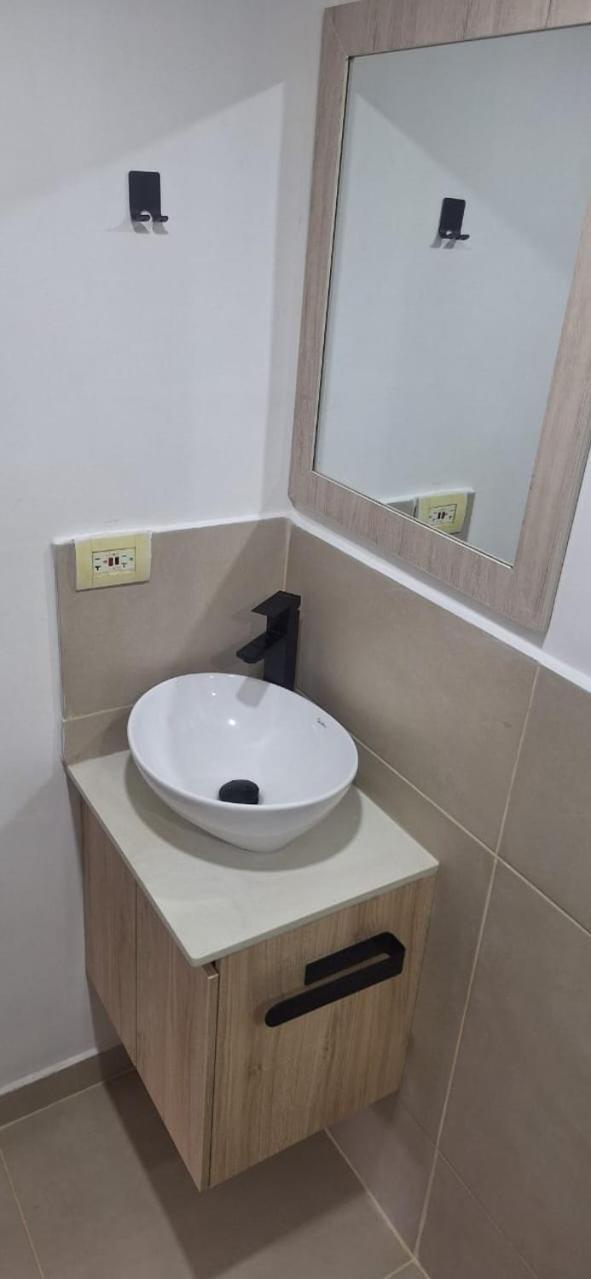 Espacio En Medellin, Ideal Tu Estilo De Vida Moderno, Estrategico Y Comodo * Medellín