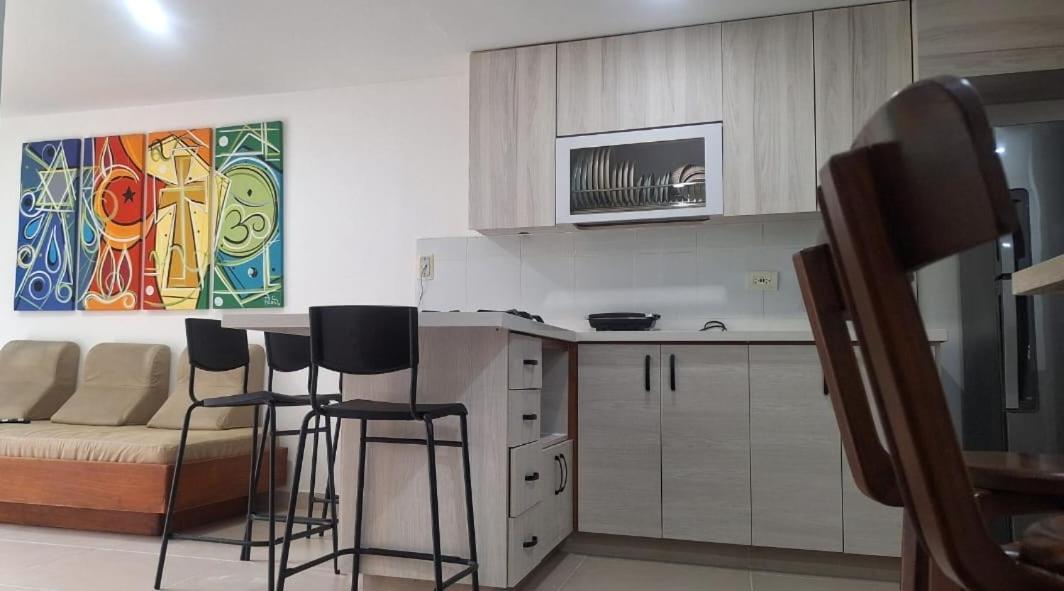 Espacio En Medellin, Ideal Tu Estilo De Vida Moderno, Estrategico Y Comodo * Medellín